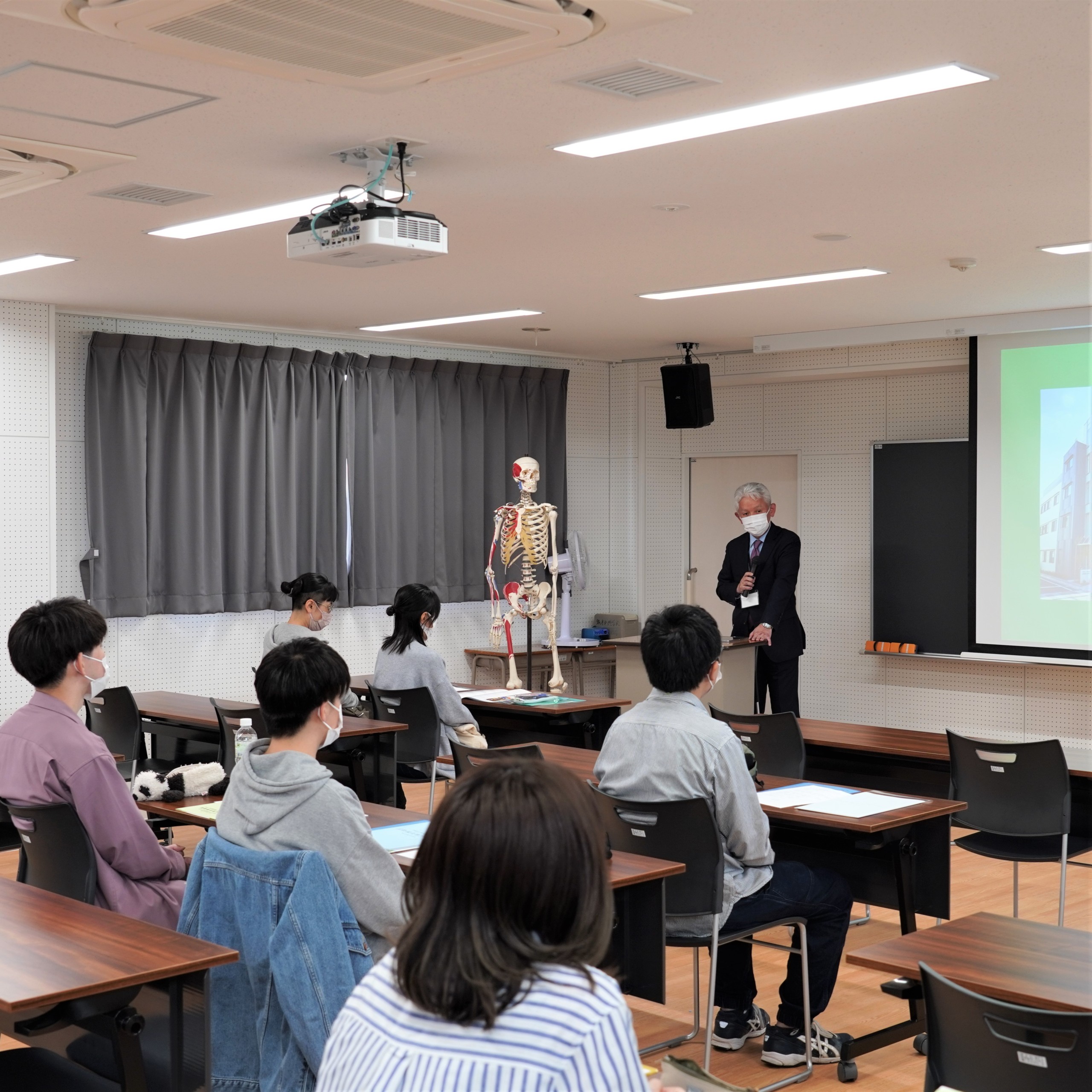 国際鍼灸専門学校